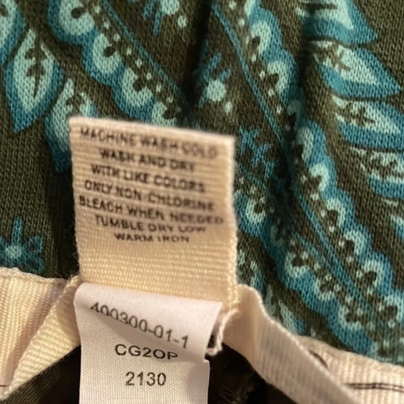 Old Navy Maternity Capri Pants Size Large‎ (L) - Picture 7 of 8